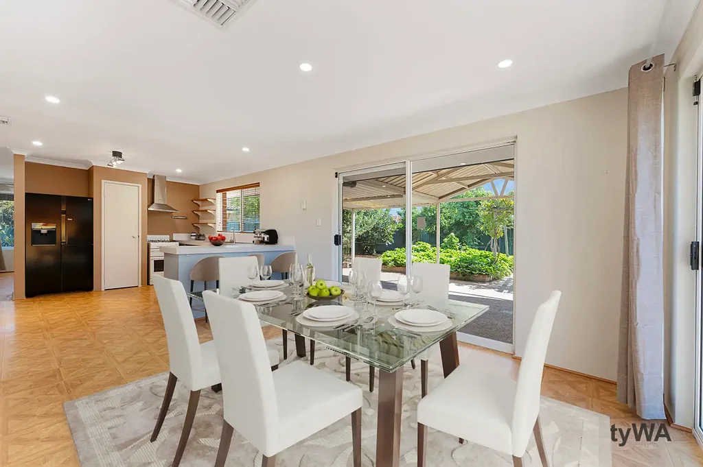 15 Ulandi Court, Beckenham, WA 6107