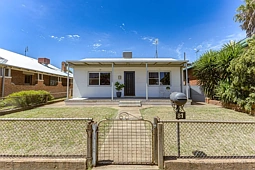 81 Bogan Street, Parkes