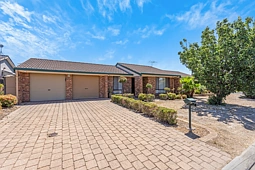 2 Matson Court, West Lakes