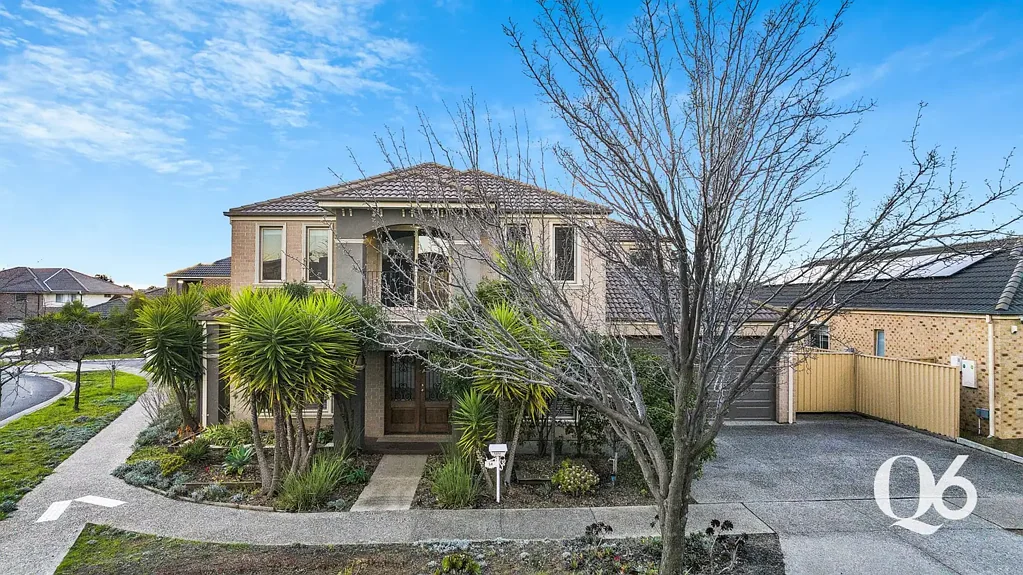 54 The Avenue, Caroline Springs, VIC 3023