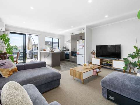 Hamilton East 2房  Modern Living in Hamilton East Village