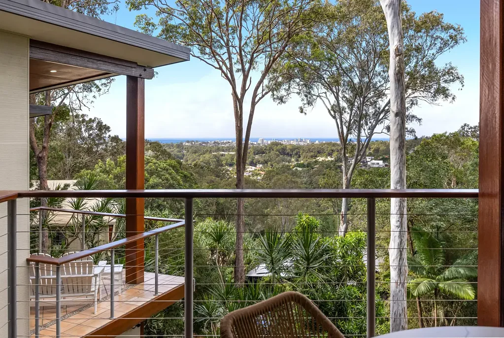 Buderim 4chambre Elevated Living with Panoramic Coastal Views!