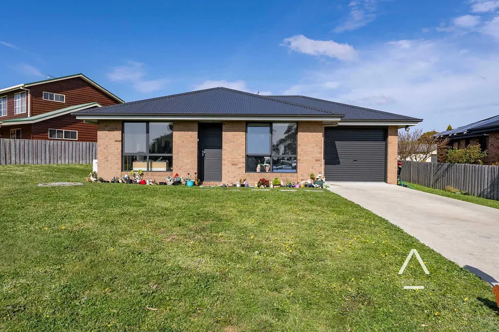 8 Dunning Avenue, George Town, TAS 7253