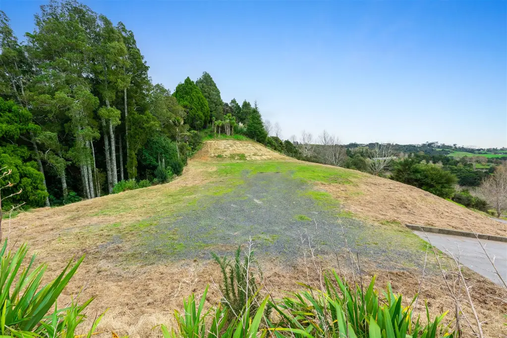 Whitford Location, Views, Gated Security- Lifestyle Living