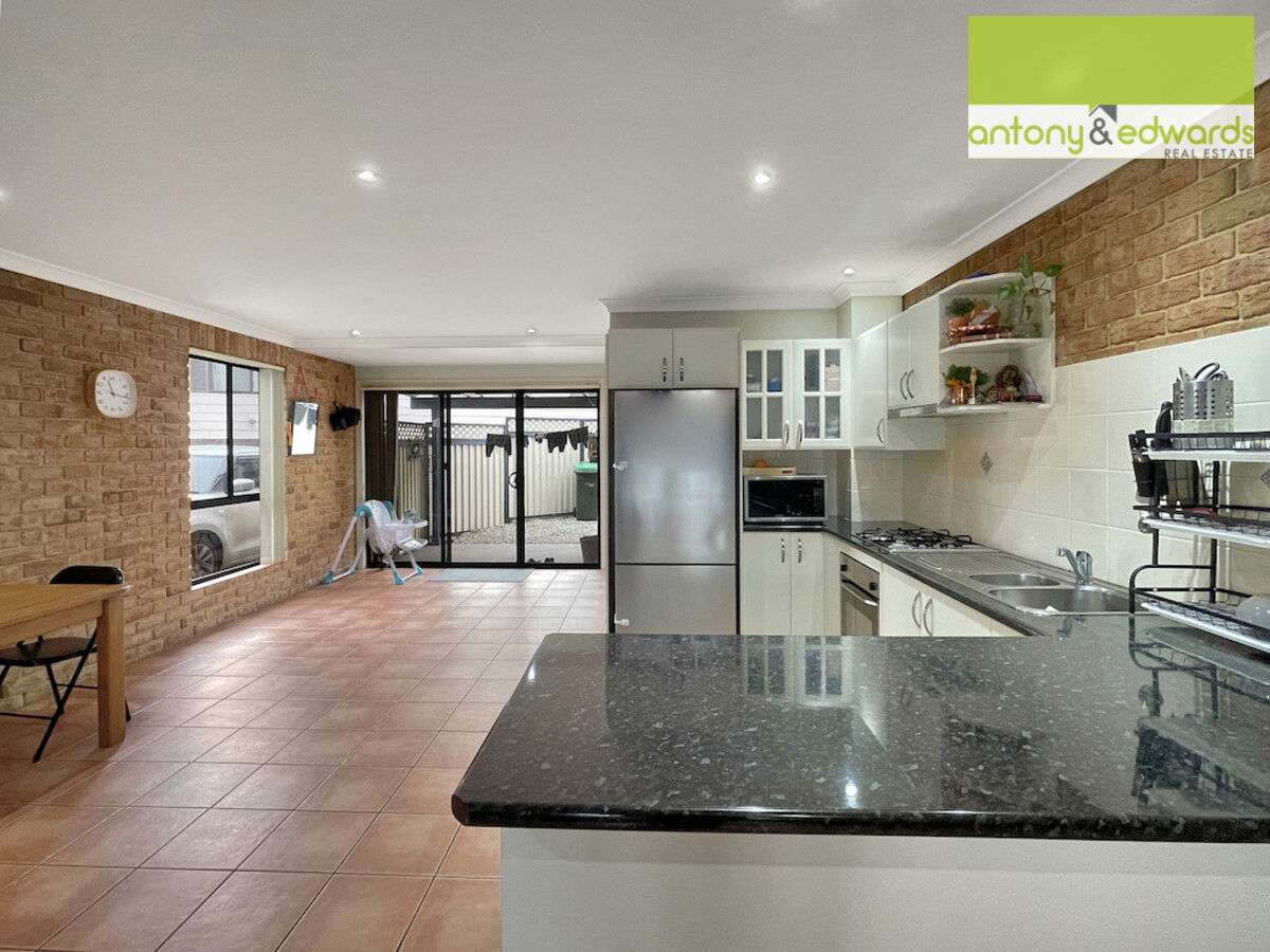 1 GLEBE AV, GOULBURN NSW 2580, 0房, 0浴, Townhouse