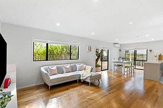 1/11 Kupari Place, Totara Vale, North Shore City