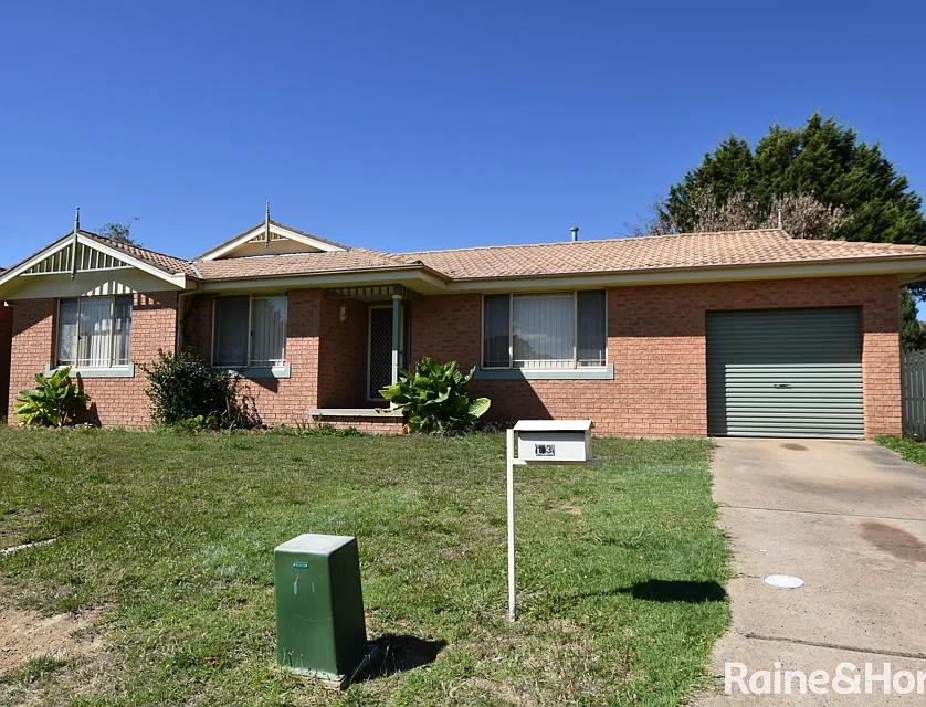 13 Alan Ridley Place, Orange, Central Tablelands, 3房, 1浴, House