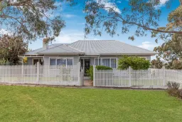 52 Govett Street, Broadford