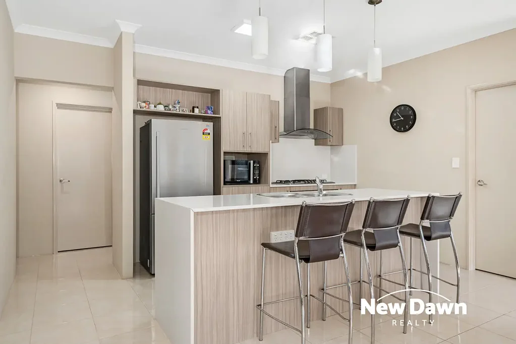 27 Monroe Cross, Aveley, WA 6069