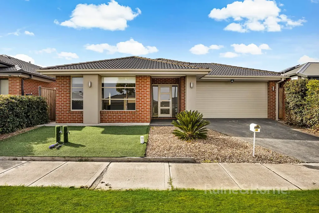 11 Prominent Road, Diggers Rest, VIC 3427