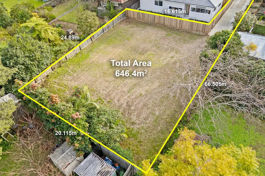 Normanhurst Prized position to build the dream. 646sqm