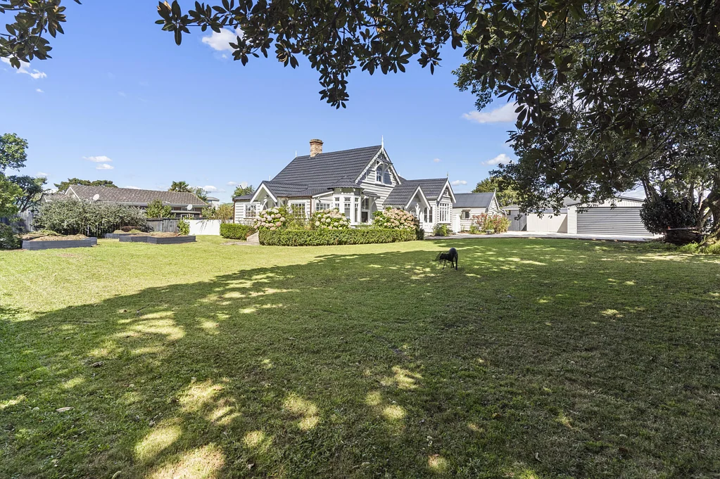 Papatoetoe 5房  THIS PROPERTY HAS ENORMOUS APPEAL