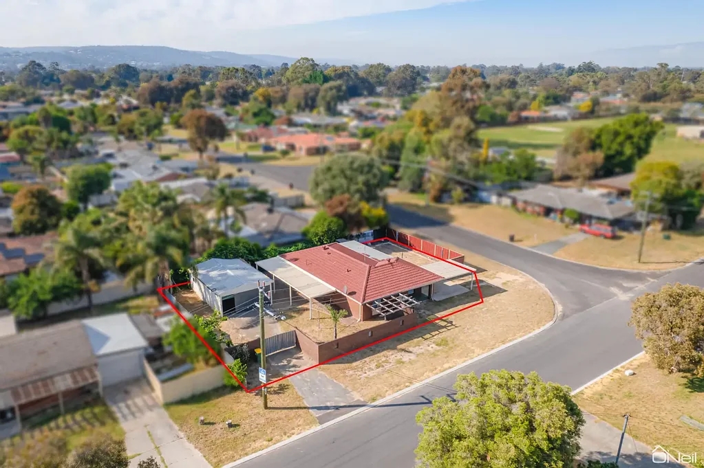 2 Phylma Street, Armadale, WA 6112