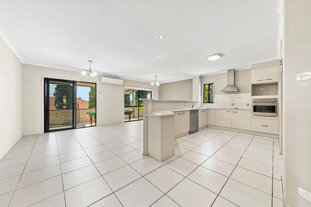 265 Johns Road, Wadalba, NSW 2259