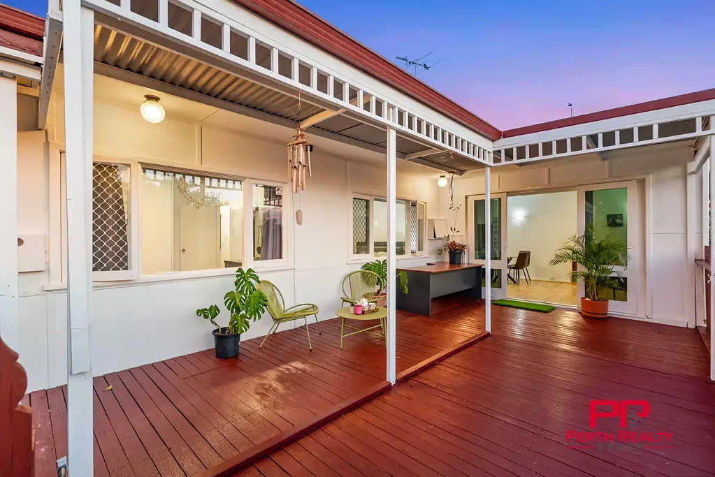 Mount Richon 4房  Charming Hills Retreat with Breathtaking 120° Panoramic Views - 1,012m² Block | Subdivision Potential