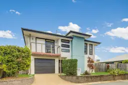 1/1 Wedgetail Road, Clinton