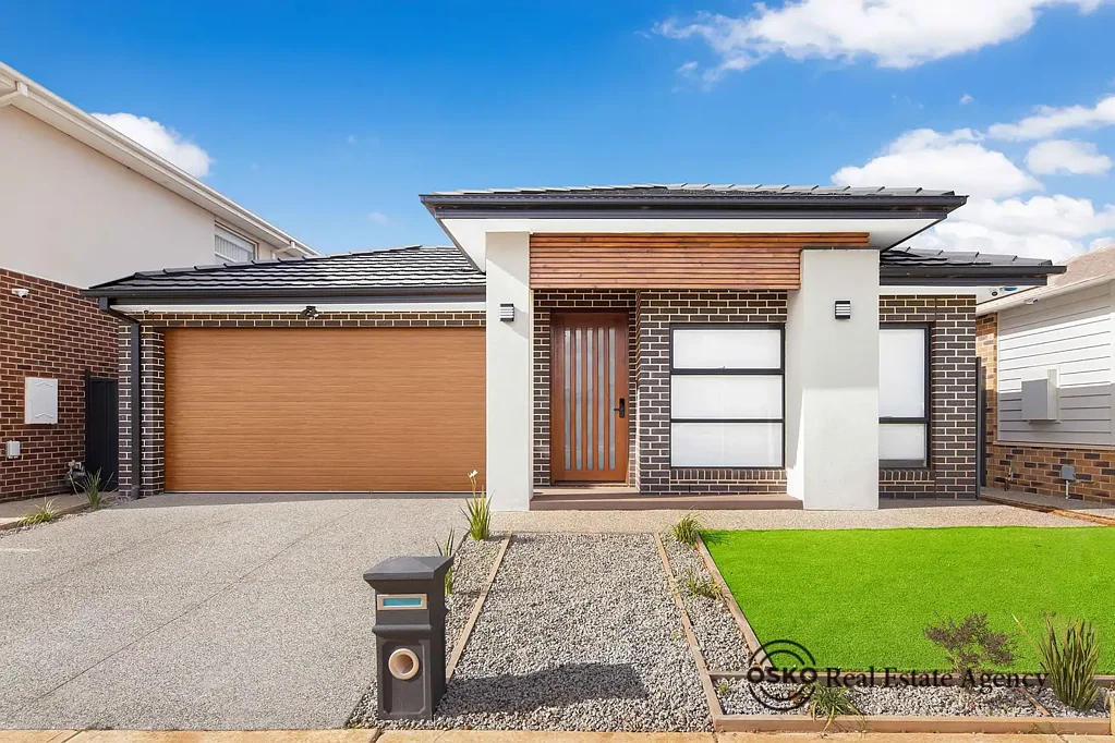 7 Buckingham Boulevard, Strathtulloh, VIC 3338