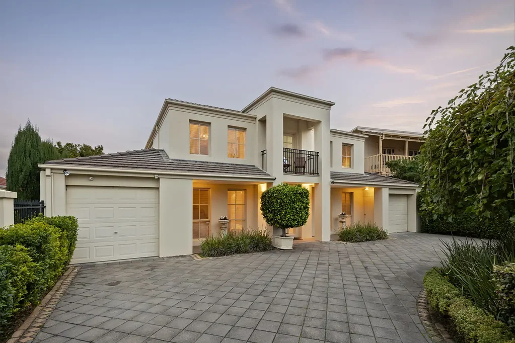Somerton Park 5房  Sophisticated Seaside Luxury, just 100m from the Shoreline.