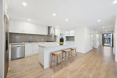 21 Pedro Street, Clyde North, VIC 3978, 5 slaapkamers, 3 badkamers, House