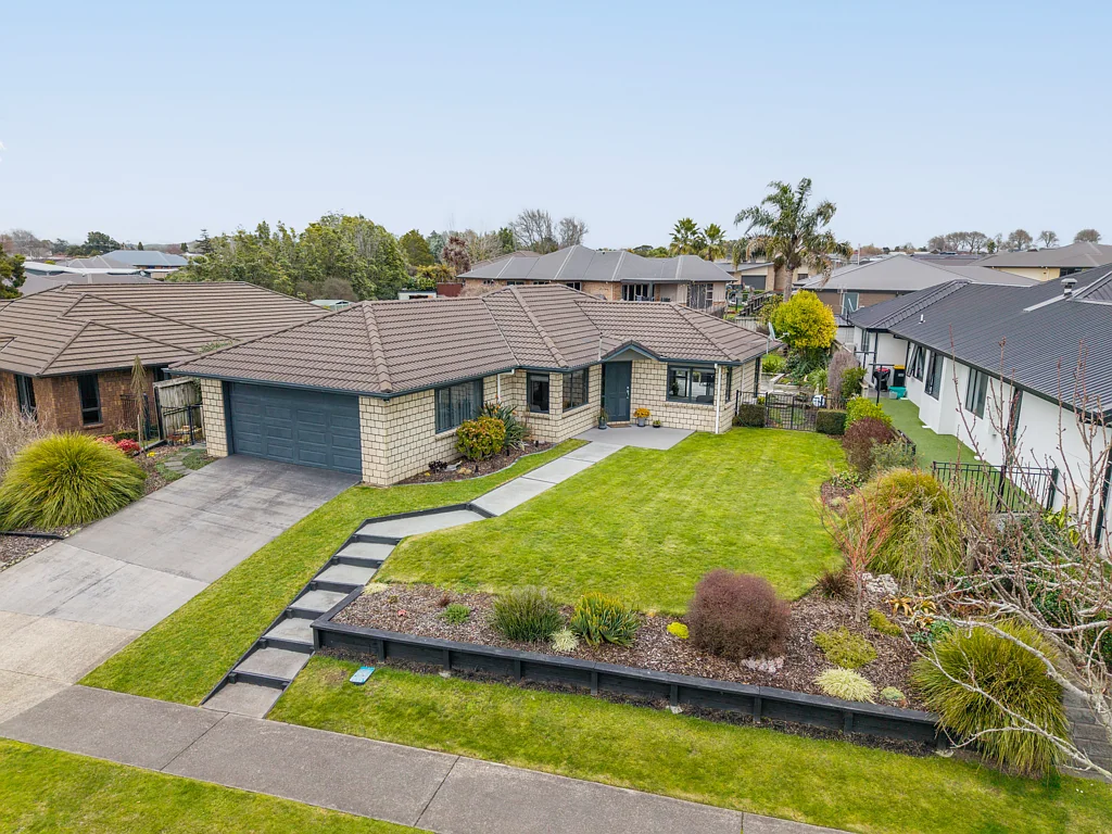 Morrinsville 3 Slaapkamer Solid brick and tile with great outdoor space
