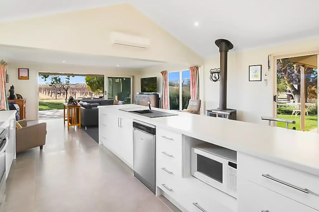Tumbarumba Historic Vineyard with Endless Possibilities - 90 Acres