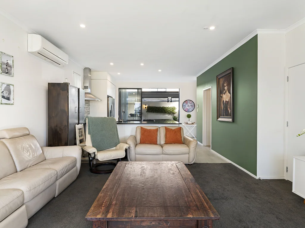 Takanini 4ਬੈੱਡਰੂਮ Income Potential 3beds Plus Loft Studio - Owner Occupied