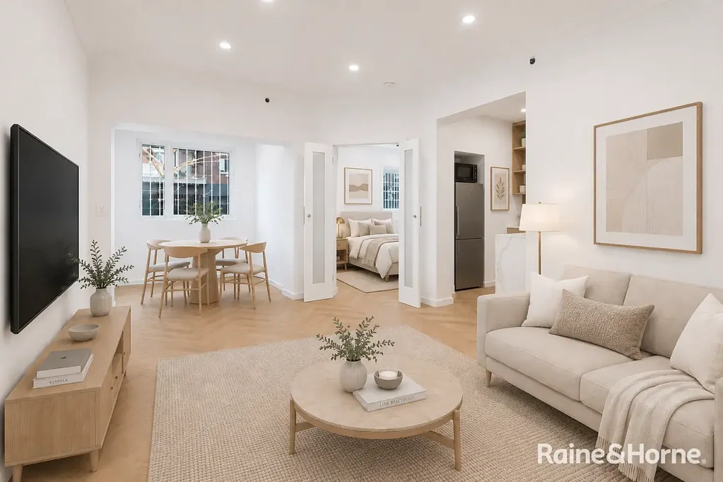 Impeccably Renovated Art Deco Residence in Potts Point