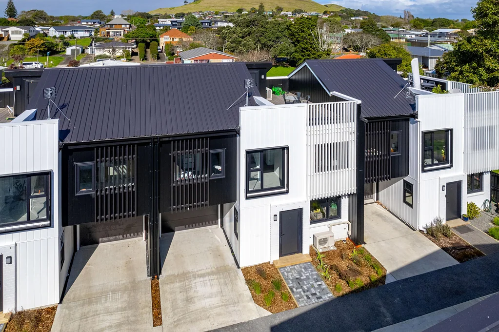 Mangere Bridge 4房  Experience Modern Living in South Auckland