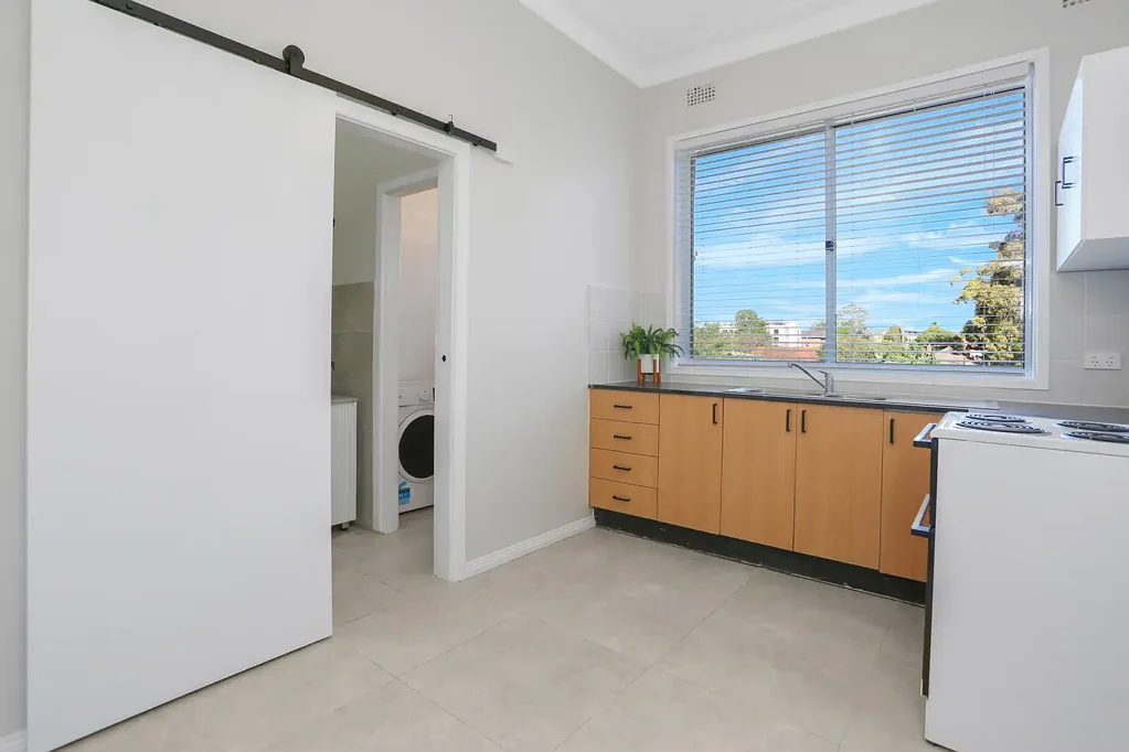 Renovated 1 Bed Unit with Water Included | Prime Location