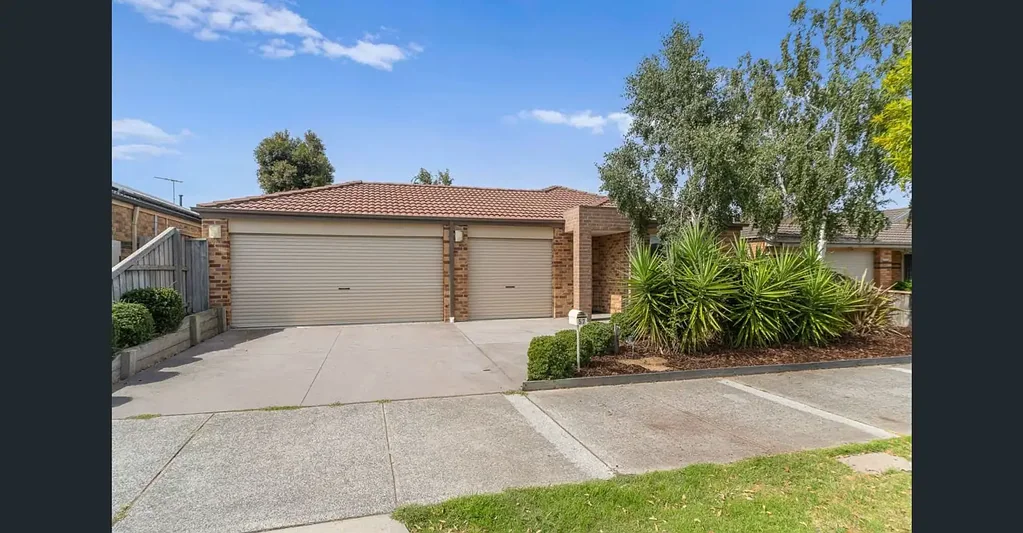 Spacious Family Home in a Convenient Cranbourne Location