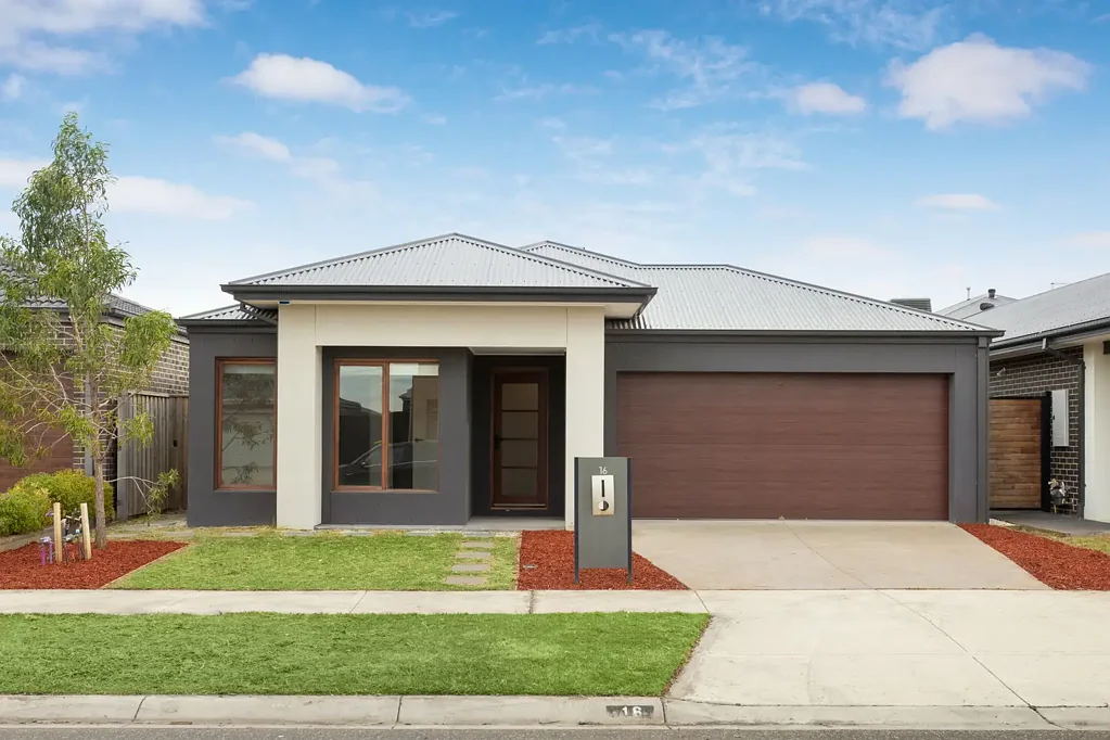 Spacious Family Home in Officer – Perfect for Modern Living