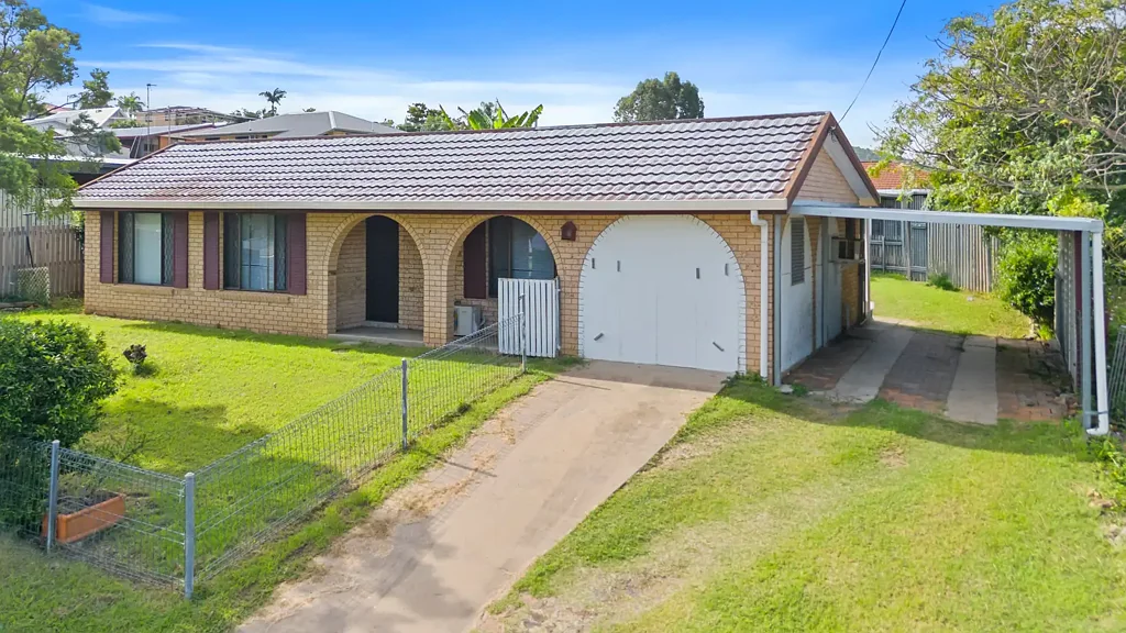 374 Feez Street, Norman Gardens, QLD 4701