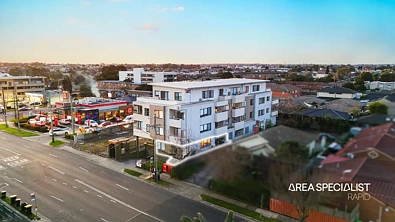 Dandenong 2房 简介：Dandenong 黄金地段的舒适、宽敞、现代且便利的住宅 The Brief: Cosy, Spacious, Modern & Convenient in a Prime Dandenong Location