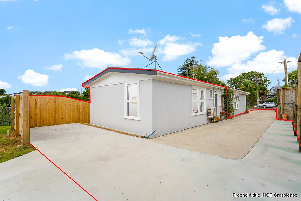 Te Atatu South 2Kwarto Bigger Land. Brighter Living. Better First Home.