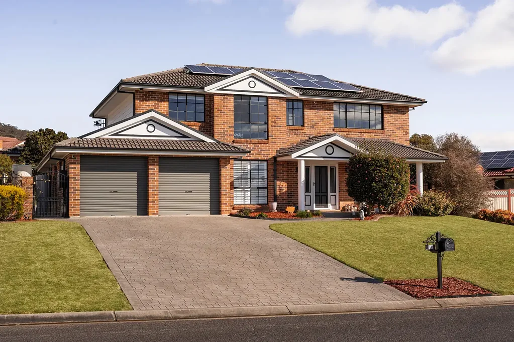 Lithgow 6ਬੈੱਡਰੂਮ Expansive Family Living in a Premier Lithgow Estate