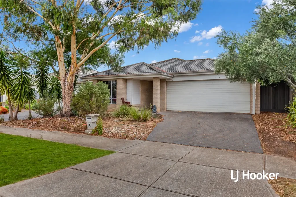 23 Clare Street, Brookfield, VIC 3338
