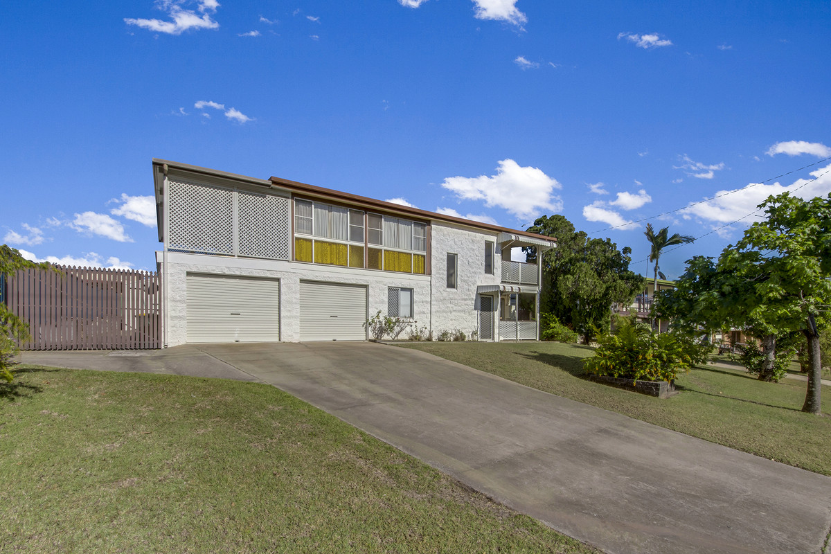 10 WODONGA ST, CLINTON QLD 4680, 0 غرف, 0 حمامات, House