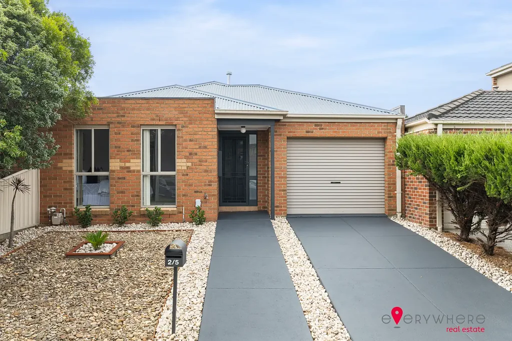 2/5 Westminster Avenue, Hillside, VIC 3037