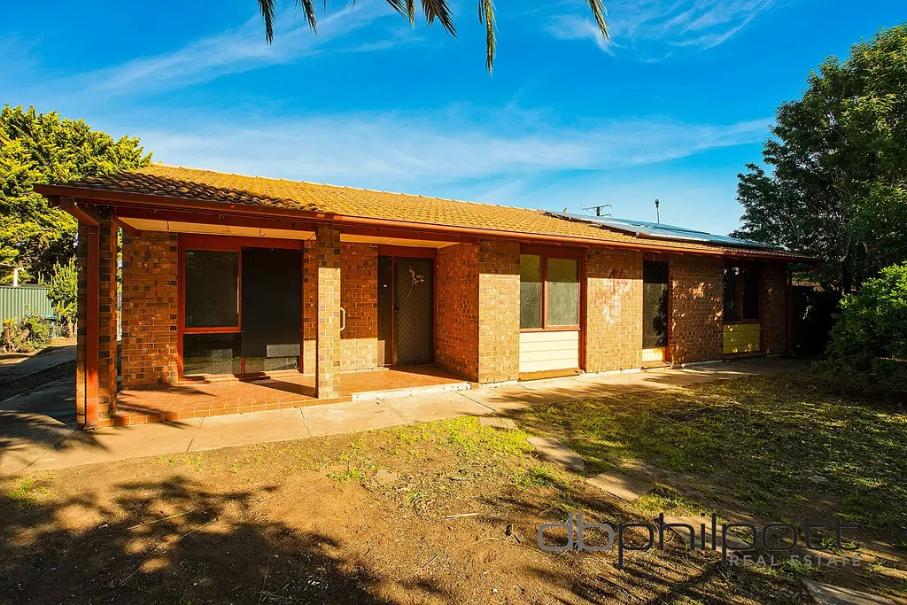 Osborne 3 Bedroom Renovate, Refresh or Redevelop (Subject to Consent)