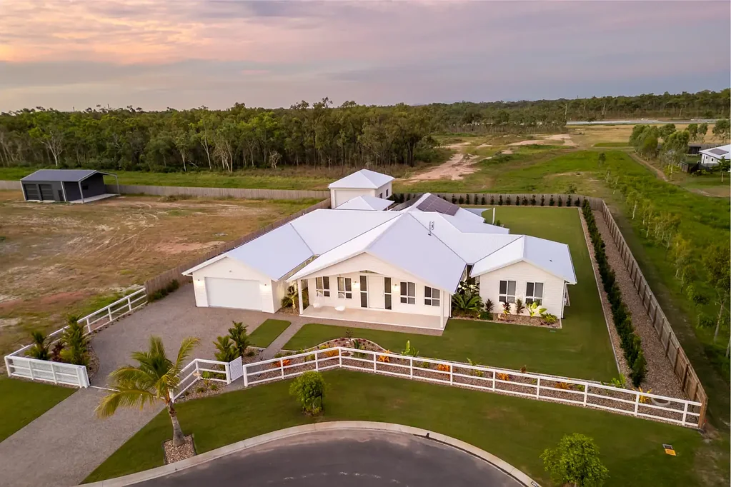 Jensen 4બેડરૂમ Unmatched Elegance. Stunning Home in Jensen - Discover the Ultimate in Luxury Living. ...Offered Fully Furnished.