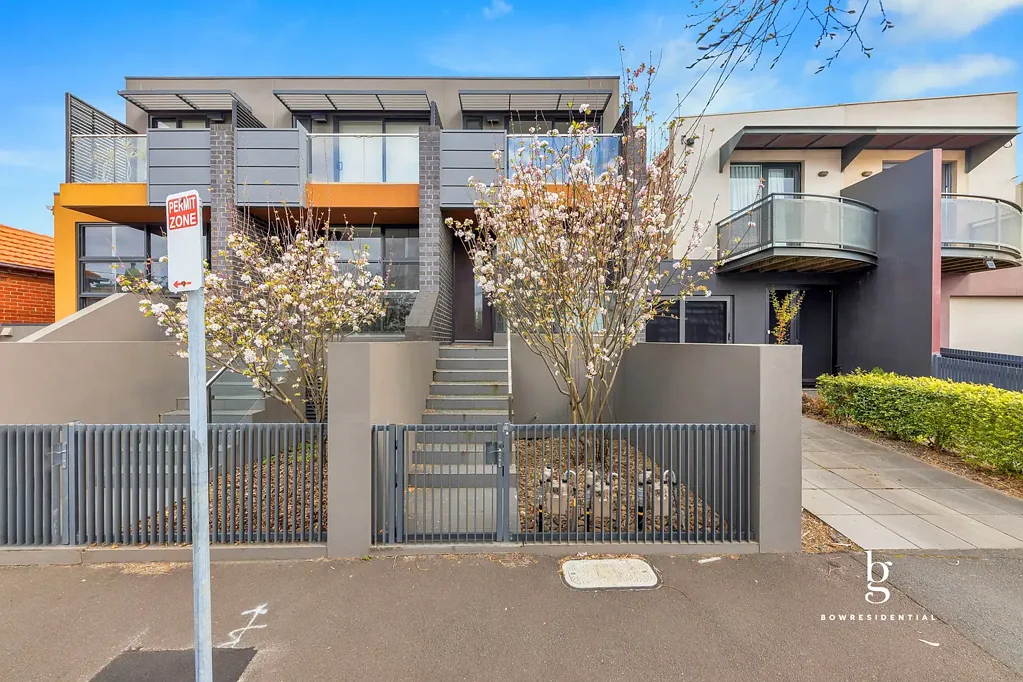 Stylish Living in The Heart Of South Yarra!