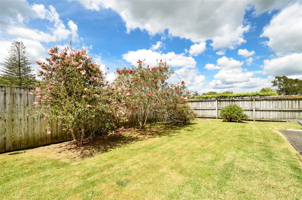 16 Chic Gardens, Parakai, Auckland - Rodney, 4房, 0浴