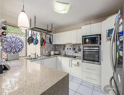 1/22 McMillan Street, Labrador, Gold Coast, 3 chambres, 2 salles de bain, Apartment