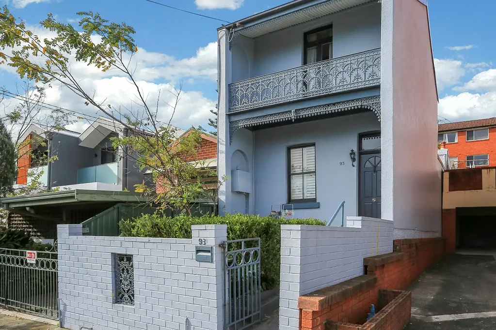 Leichhardt 3 Bedroom Charming Home in the Heart of Leichhardt