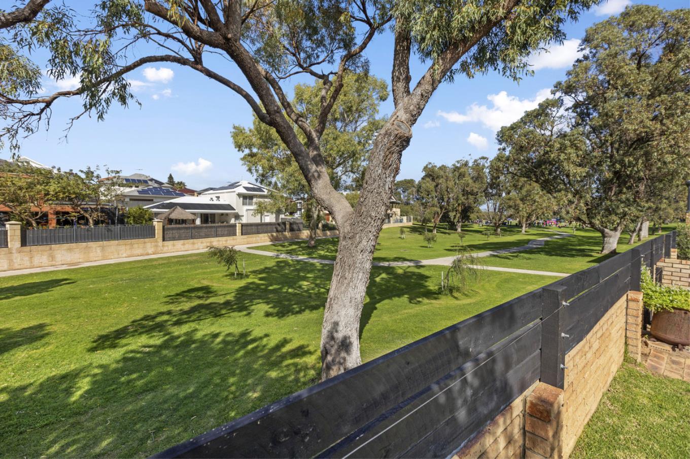 17 CLIFFORD VALE, HILLARYS WA 6025, 0 Kuwarto, 0 Banyo, House