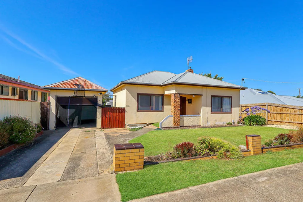 37 Ziegler Parade, Allansford, VIC 3277