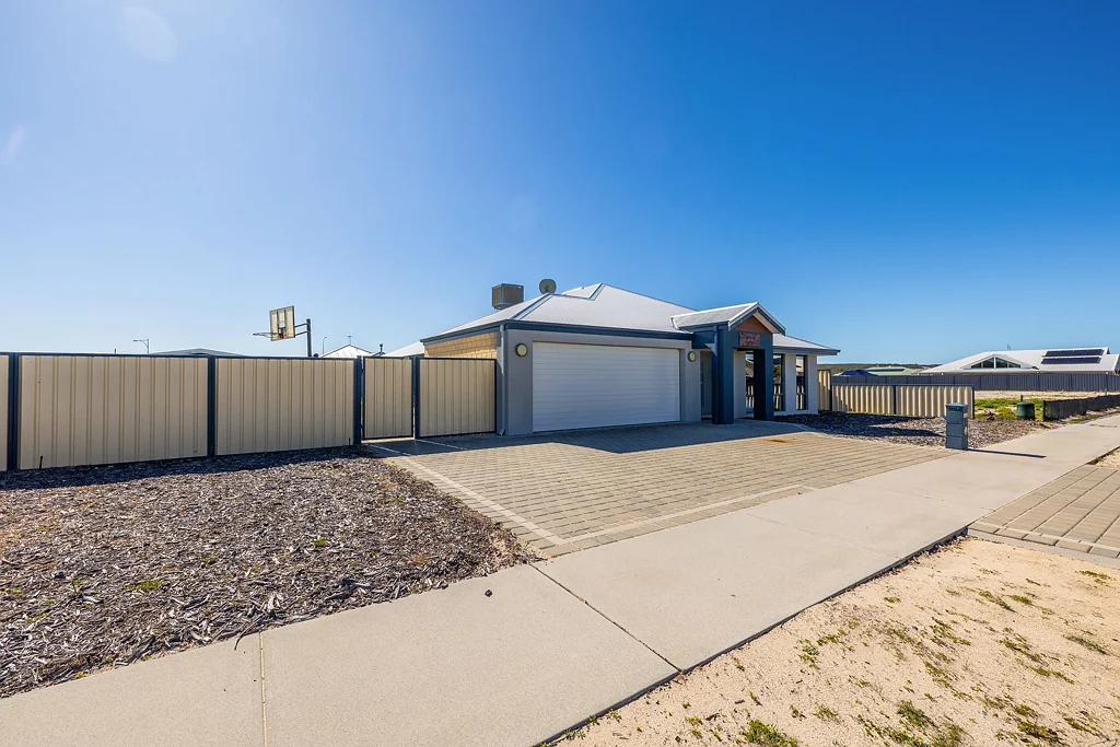 3 Revilo Street, Lancelin, WA 6044