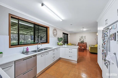 厨房 - 45 Smiths Road, Avoca, QLD 4670