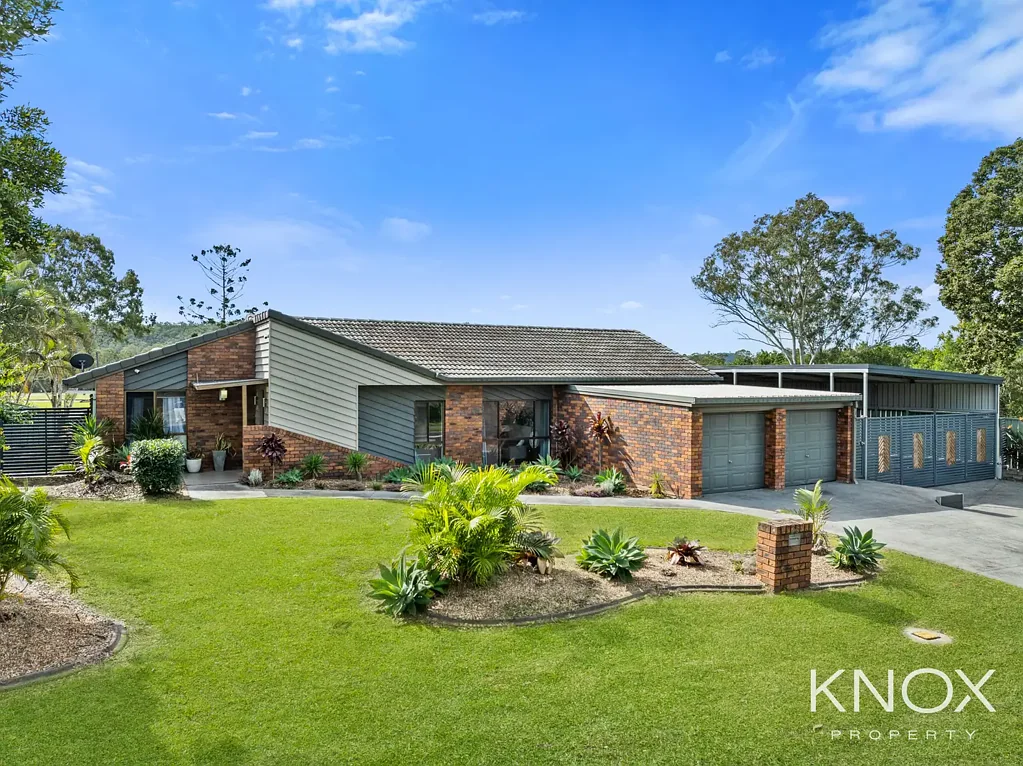 Windaroo 5침실 North Facing Golf Course Grandeur on 1,337m² – A Rare Family Sanctuary with Exceptional Lifestyle Appeal