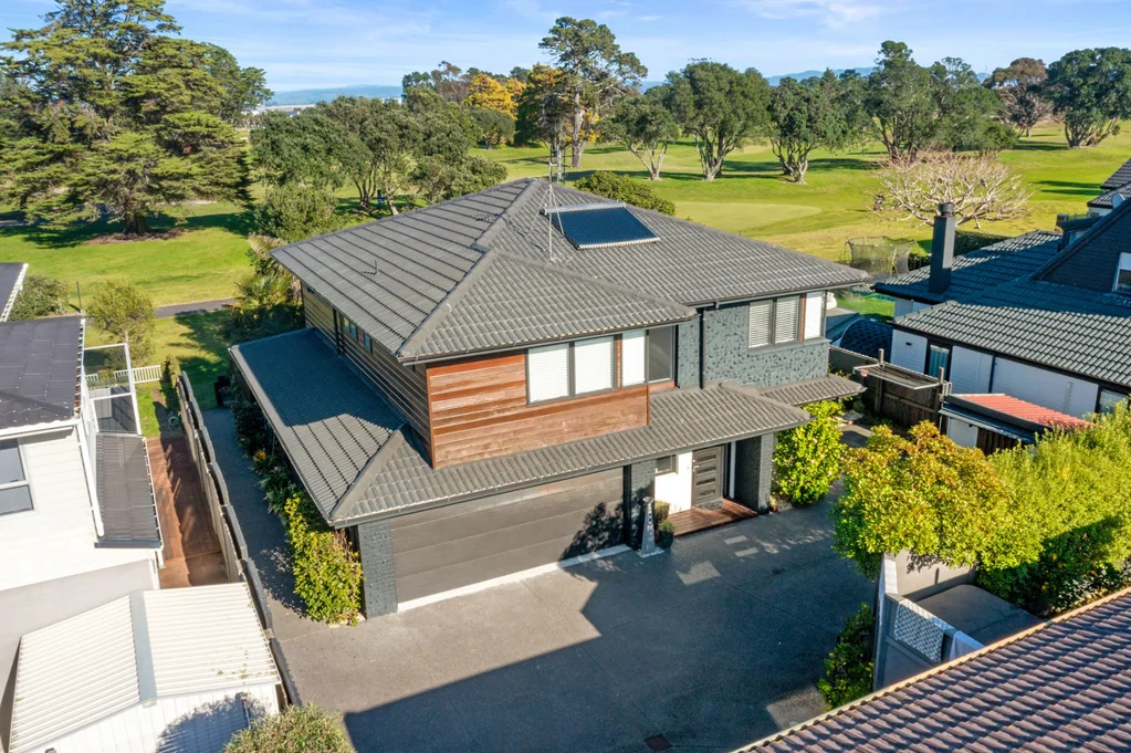 Mount Maunganui 4房  Luxury Coastal Living by the Fairway